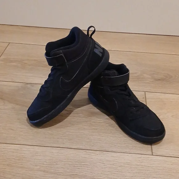 Nike Court Borough Mid Top Sneakers - Picture 2 of 5